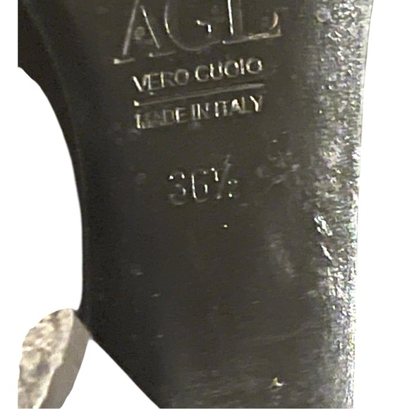 AGL Black heels with Gold Detailing 36.5/6 - Picture 10 of 16